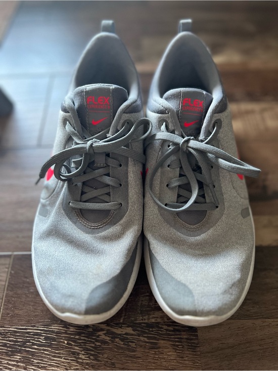 Nike Shoes - Nike Women’s Gray Sneakers with Coral Swoosh